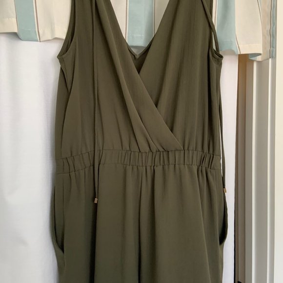 Zara Rompers - Picture 3 of 3